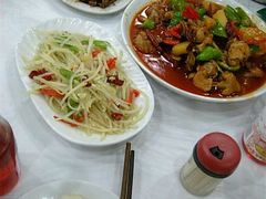 大盘鸡 -维吾尔餐厅(宜山路店)