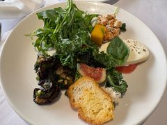 牛油果混合生菜色拉配以炸面角-拉蒂娜·巴西牛排馆 Latina·Brazilian Steakhouse(陆家嘴旗舰店)