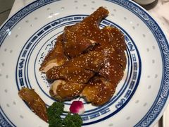 -香港百合居(LCM置汇旭辉广场店)