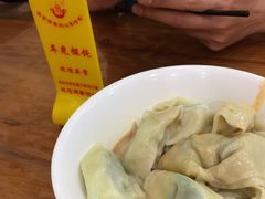 -潘国仙耳光馄饨(黄家阙路店)