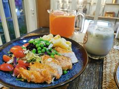 -花十悦·鲜花咖啡餐厅(振业城一期店)