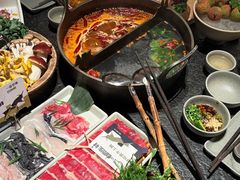 -三出山火锅(南京万象天地店)
