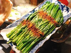 烤韭菜-探鱼·鲜青椒爽麻烤鱼(广州花都来又来店)