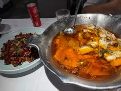 -沸腾鱼乡(知春路分店)