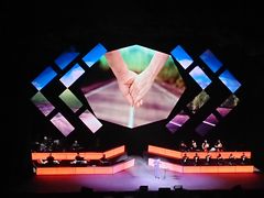 -成都金融城演艺中心