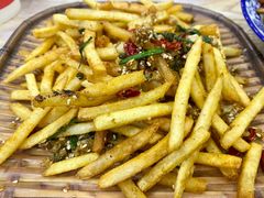 脆骨干煸土豆丝-江城燕子大排档(江汉路步行街店)