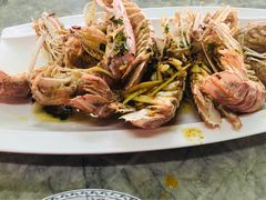 -四川小胡子海鲜(丁村万人海鲜广场店)