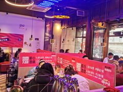 大堂-热火朝天鲜切牛肉火锅(南强街巷店)