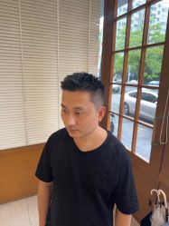 -MARTIN'S BARBER SHOP男士理发馆
