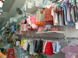 -爱童母婴百货连锁(荔枝沟店)