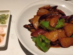 -关东小磨东北菜(漕河泾印象城店)