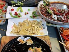-何师烧烤Pro ·江湖川菜·小龙虾·精酿(太古里旗舰店)