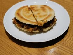 肥瘦肉夹馍-秦香阁·西北家常菜(徐汇日月光中心店)