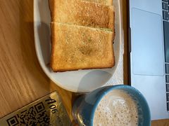 -HELLO 27 意面·沙拉·帕尼尼