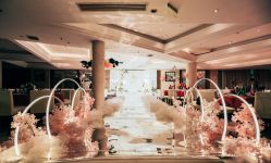 -艾米婚纱&婚礼策划