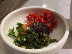 -野山舂·贵州现舂酸汤牛肉(民生路店)