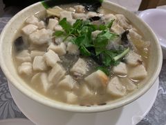 -YI PIN JU 一品居中餐厅 中国超市
