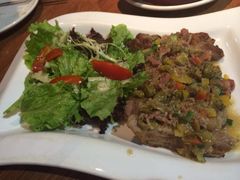 煎猪排配白酒培根-BISTROFIORE美伊娜(伊犁南路店)