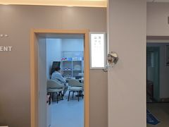 -上海大学附属上海和平眼科医院