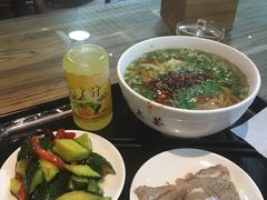 -陇上全荟兰州传统牛肉面(延吉路店)
