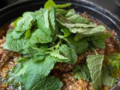 佐料薄荷牛肉-Ameigo梅果·云贵川bistro(长宁来福士店)