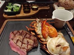 -恰餐厅及酒吧 CHAR Bar & Grill (北京丽都皇冠假日店)
