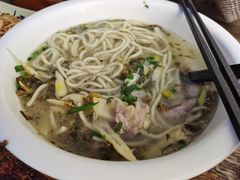 片儿川-小河无名面馆