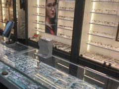 -三叶眼镜城(八佰伴店)