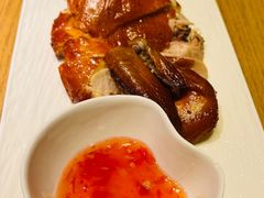 明炉吊烧脆皮鸡-莲·中餐厅(成都首座万豪酒店)