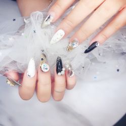 -M·X Nail日式美甲美睫