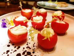 牛油果填圣女果-万丽轩·粤菜(王府井金茂万丽酒店)