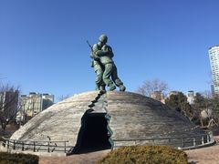 -韩国战争纪念馆