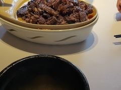 -八府香鸭·啫啫煲(华山路店)