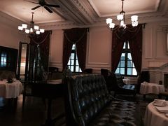 -Salon de Ville浦江汇(上海外滩华尔道夫酒店店)