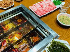 -洪焱重庆老火锅(万福花园店)