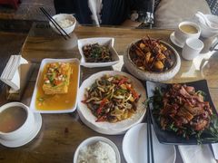 -隔壁老王·家常云南菜(花巷店)