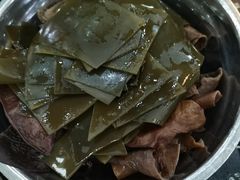 -黄利砖万峰林布依特色酸笋牛肉馆