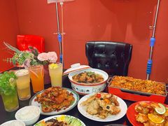 -红东阁东北菜烤肉酒馆(CROSS万象汇店)