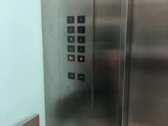 -中山公园-龙之梦停车场