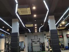 -Freedom Fitness私教健身俱乐部(徐虹北路店)