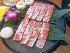 -明洞阿姨·韩式酱蟹烤肉·创意料理(方庄店)