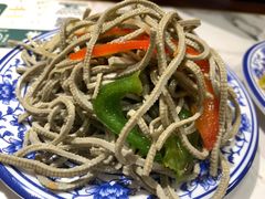 豆腐丝-雁滩白记·兰州牛肉面