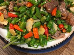草包牛肉-二孃鸡爪爪(东风路总店)