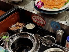 -钱小主·自助回旋烤肉火锅餐厅(东方新天地店)
