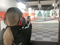 -都市枪神实弹射击俱乐部