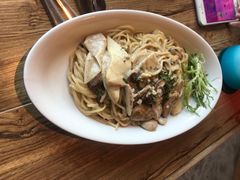 -玛格萝妮(汇智国际商业中心店)