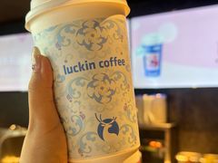 -瑞幸咖啡(大连罗斯福广场一层店)