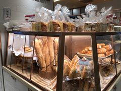 -山崎面包(静安久光店)