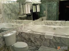 总统套房卫生间-上海嘉豪淮海国际豪生酒店