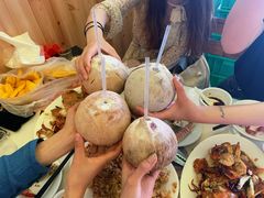 水果摊的小椰子-花乐餐厅(涠洲岛店)